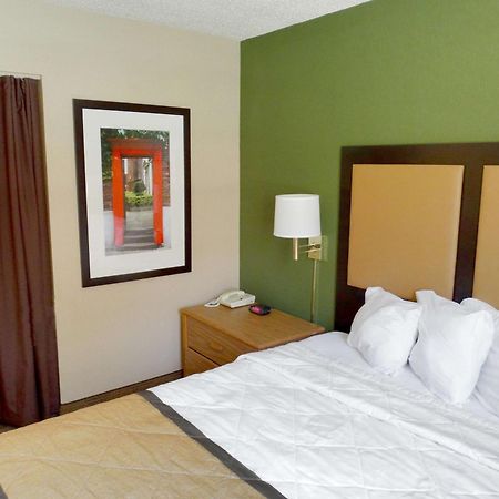 Extended Stay America Select Suites - Orlando - Lake Mary - 1040 Greenwood Blvd Екстериор снимка